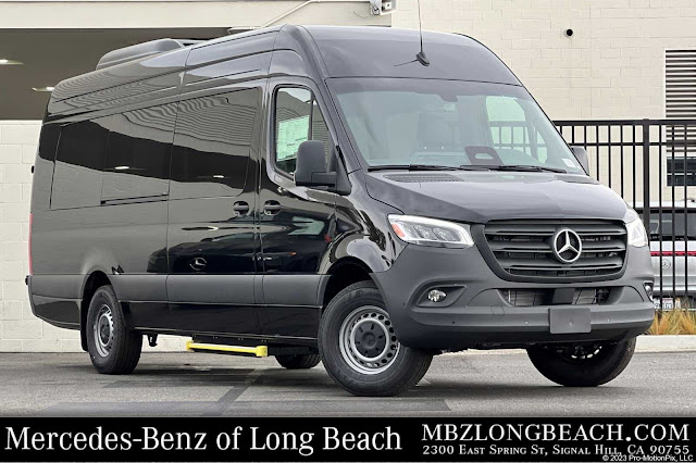 2025 Mercedes-Benz Sprinter 2500 Cargo 170 WB