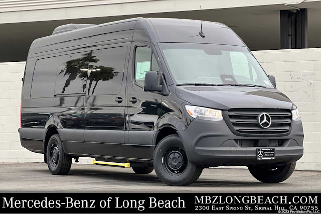 2025 Mercedes-Benz Sprinter 2500 Cargo 170 WB