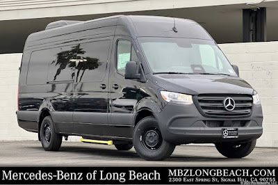 2025 Mercedes-Benz Sprinter 2500