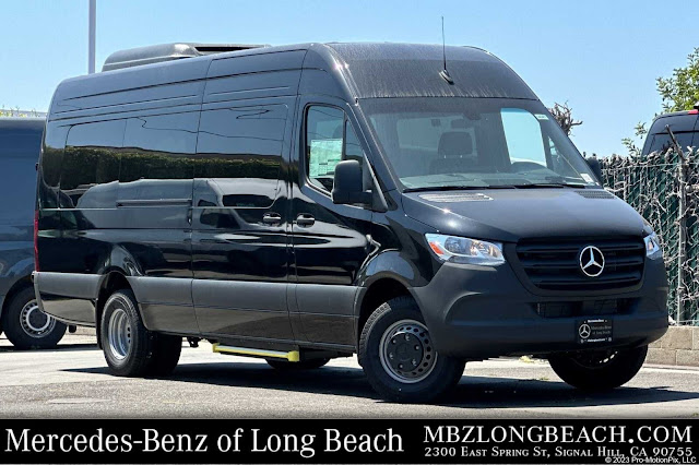 2024 Mercedes-Benz Sprinter 3500 Cargo 170 WB