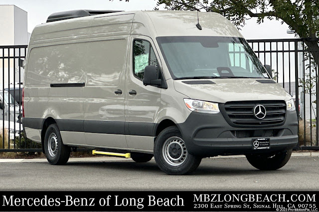 2025 Mercedes-Benz Sprinter 2500 Cargo 170 WB