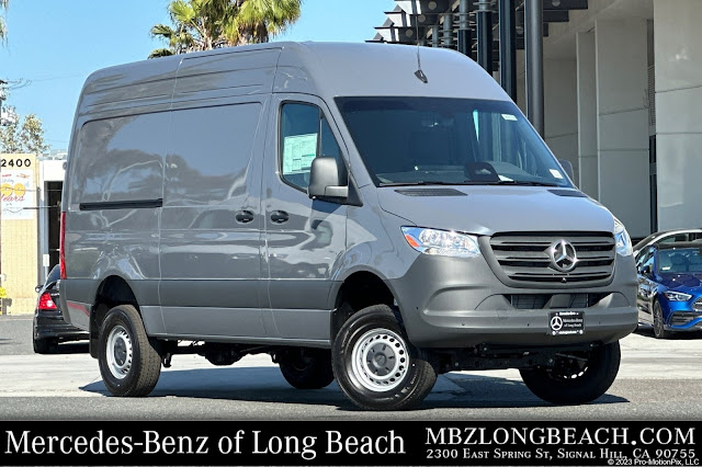 2025 Mercedes-Benz Sprinter 2500 Cargo 144 WB