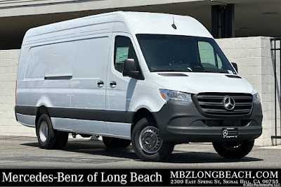 2025 Mercedes-Benz Sprinter 3500