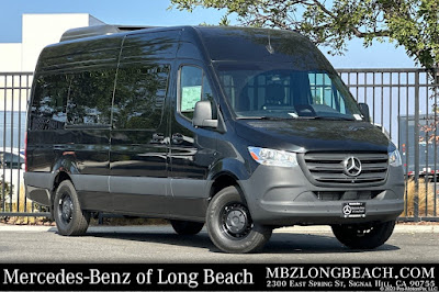 2025 Mercedes-Benz Sprinter 2500