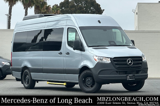 2025 Mercedes-Benz Sprinter 2500 Passenger 170 WB