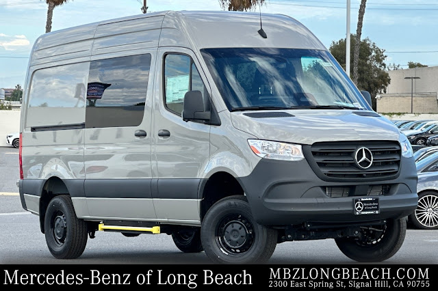 2025 Mercedes-Benz Sprinter 2500 Cargo 144 WB
