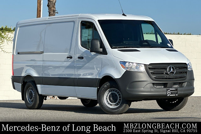 2026 Mercedes-Benz Sprinter 2500 Cargo 144 WB