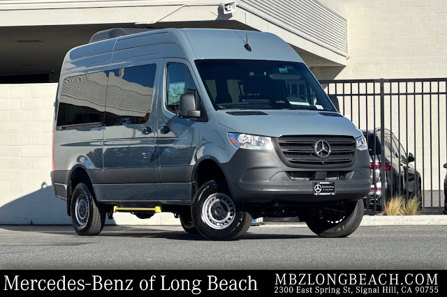 2026 Mercedes-Benz Sprinter 2500 Passenger 144 WB