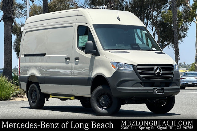 2026 Mercedes-Benz Sprinter 2500 Cargo 144 WB
