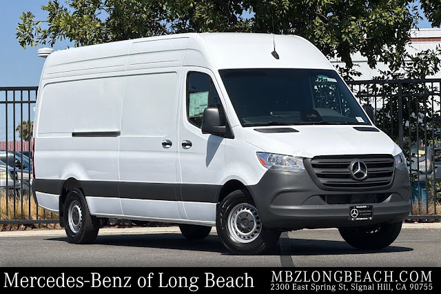 2026 Mercedes-Benz Sprinter 2500 Cargo 170 WB