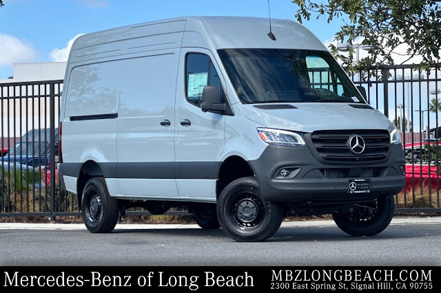2026 Mercedes-Benz Sprinter 2500 Cargo 144 WB