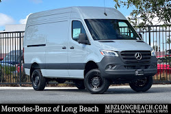 2026 Mercedes-Benz Sprinter 2500 Cargo 144 WB