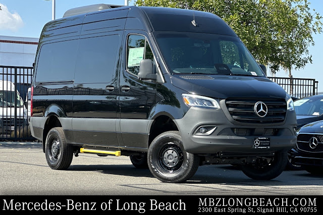 2026 Mercedes-Benz Sprinter 2500 Passenger 144 WB